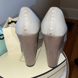 Rock & republic wedges